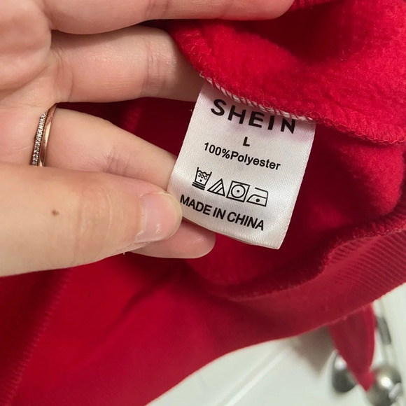 EUC | SHEIN women’s red fleece lined cropped hoodie‎ — large - Picture 3 of 5